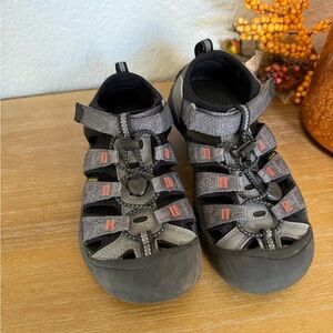 Kids Keen Gray and Black Sandals